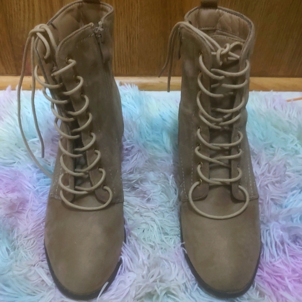 Brand new boots not yet worn from Wish.com.